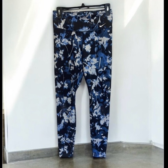 Nike Blue Floral Leggings - Picture 1 of 6